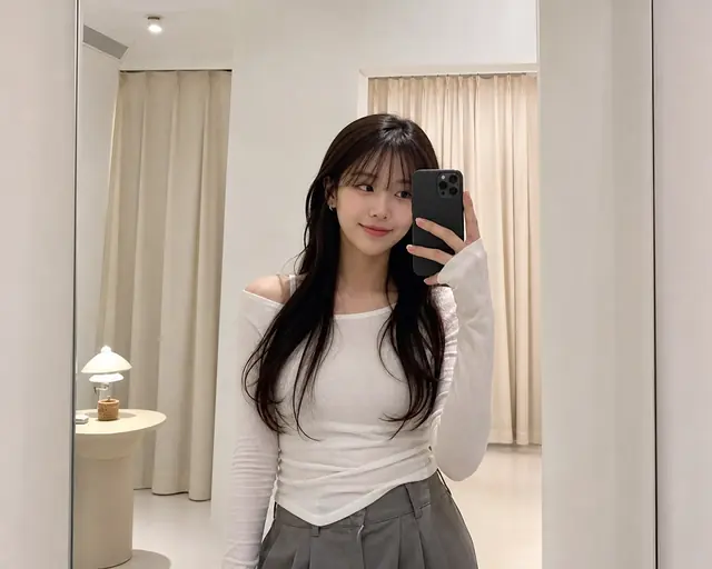 미러 셀카 프로필