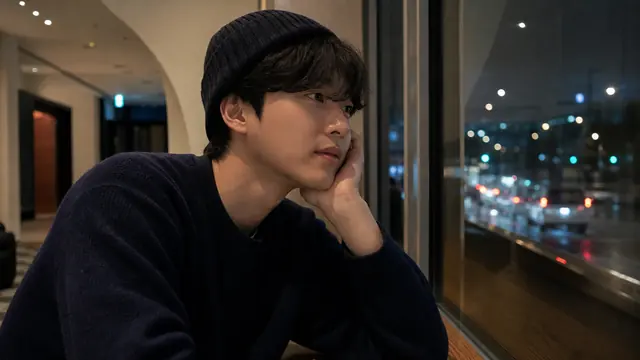 밤의 창가 감성