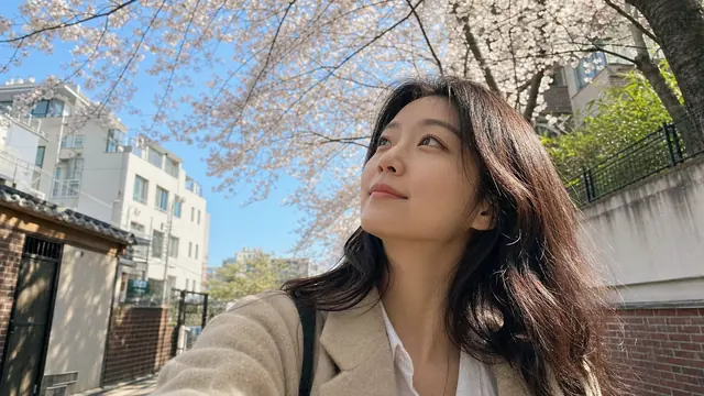 봄빛 셀카