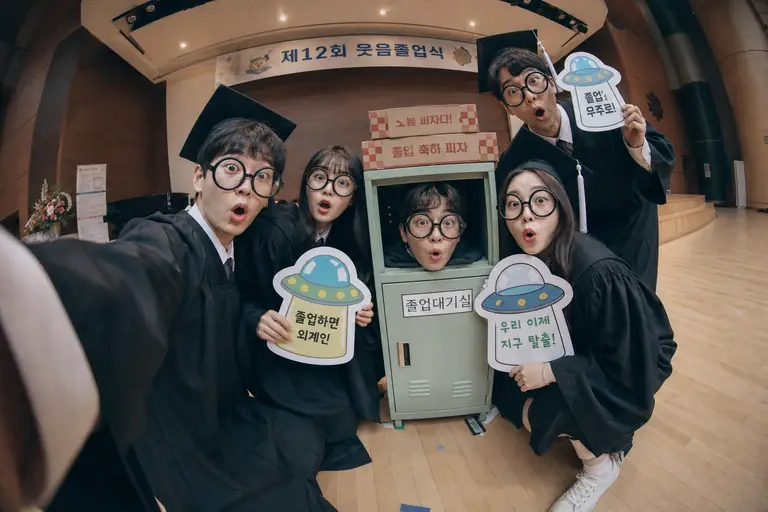 졸업식 코믹 셀카