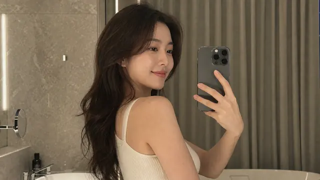 호텔 욕실 거울 셀카